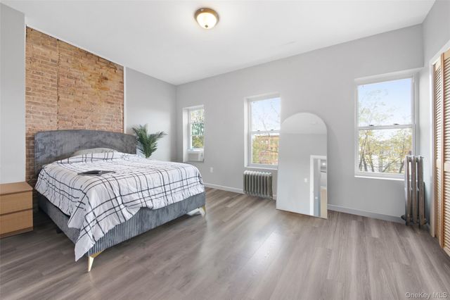 35 Herkimer Street, Brooklyn, NY 11216