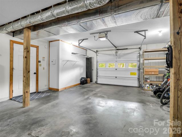 450 Windom Cove, Burnsville, NC 28714