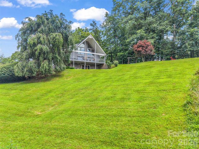 450 Windom Cove, Burnsville, NC 28714