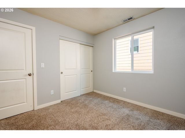 15572 BACHELOR Ave, Sandy, OR 97055