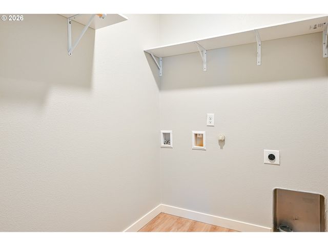 15572 BACHELOR Ave, Sandy, OR 97055