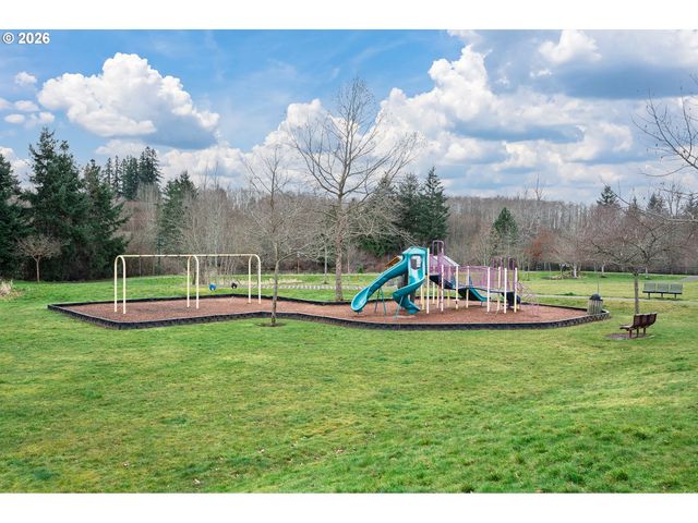 15572 BACHELOR Ave, Sandy, OR 97055