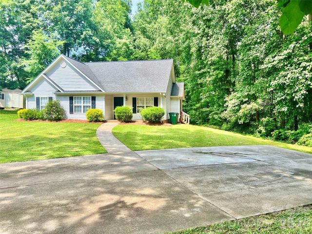 6331 Nature Walk Drive, Charlotte, NC 28212