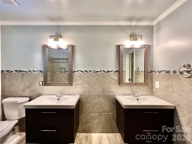6331 Nature Walk Drive, Charlotte, NC 28212