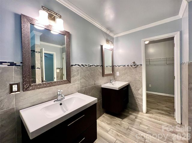 6331 Nature Walk Drive, Charlotte, NC 28212