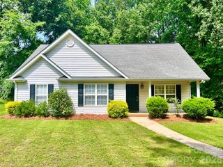 6331 Nature Walk Drive, Charlotte, NC 28212
