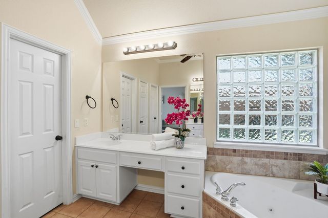 6017 Greywalls Drive, Mckinney, TX 75072