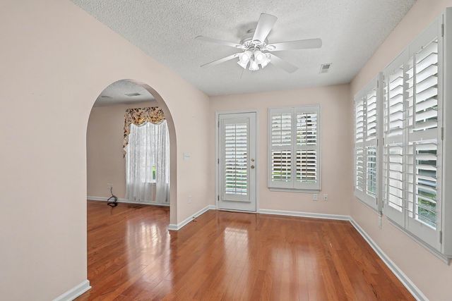 130 Savannah River Drive, Summerville, SC 29485