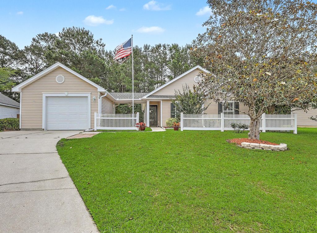 130 Savannah River Drive, Summerville, SC 29485