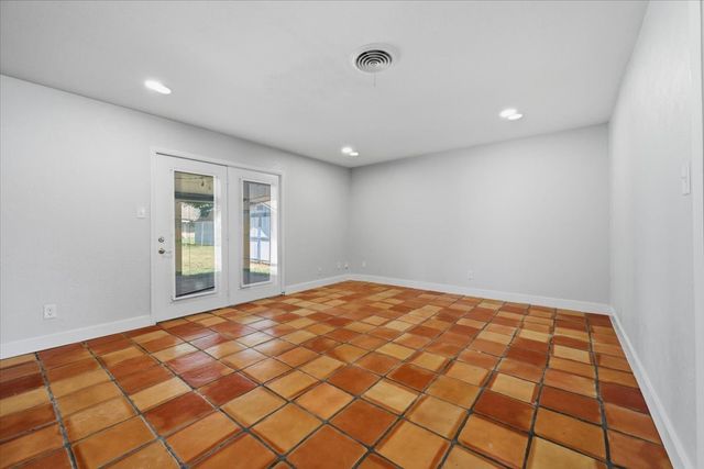 6920 Valhalla Road, Fort Worth, TX 76116