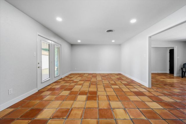 6920 Valhalla Road, Fort Worth, TX 76116
