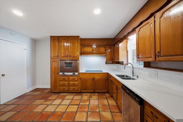 6920 Valhalla Road, Fort Worth, TX 76116