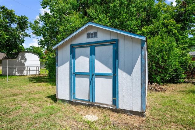 6920 Valhalla Road, Fort Worth, TX 76116