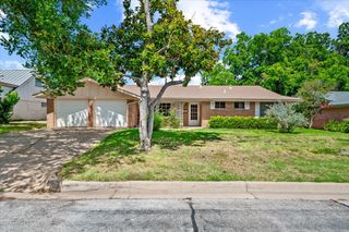 6920 Valhalla Road, Fort Worth, TX 76116