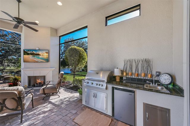 5013 BENITO COURT, Lakewood Ranch, FL 34211