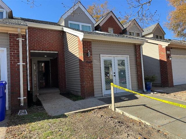 1260 Hillock XING, Virginia Beach, VA 23455