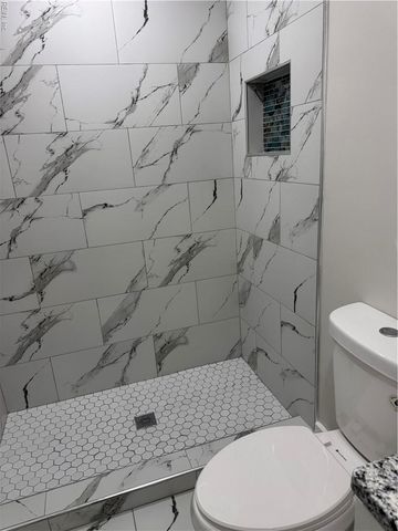 1260 Hillock XING, Virginia Beach, VA 23455