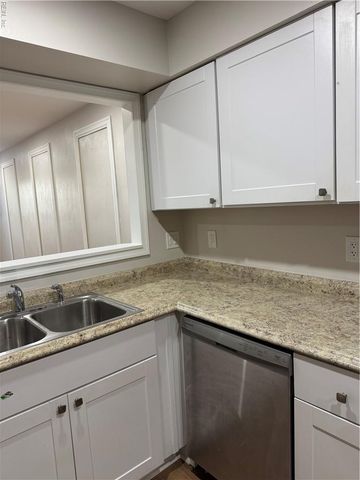 1260 Hillock XING, Virginia Beach, VA 23455