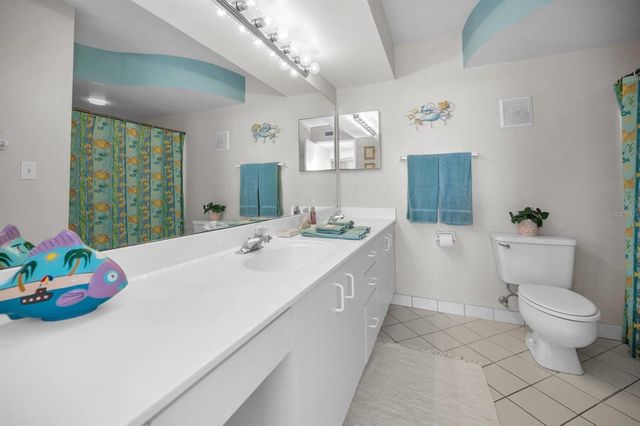 6085 BAHIA DEL MAR CIRCLE 467, St Petersburg, FL 33715