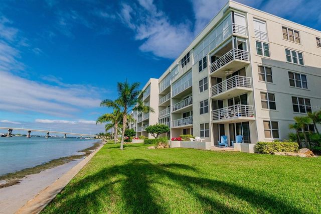 6085 BAHIA DEL MAR CIRCLE 467, St Petersburg, FL 33715