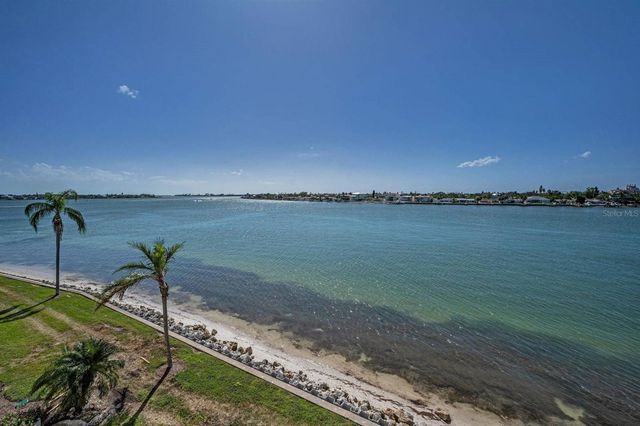 6085 BAHIA DEL MAR CIRCLE 467, St Petersburg, FL 33715