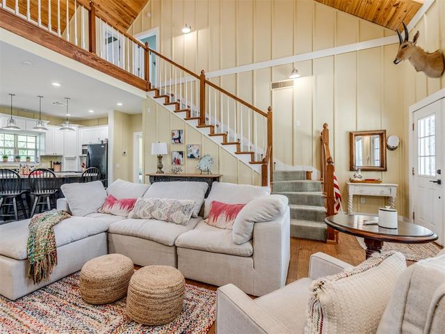 263 Eagles Nest Path, Stigler, OK 74462