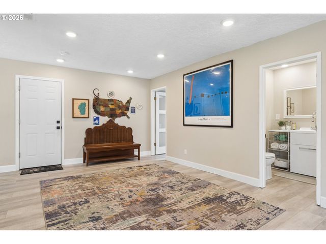 14250 Sw BONNIE BRAE St, Beaverton, OR 97005