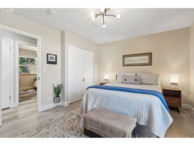 14250 Sw BONNIE BRAE St, Beaverton, OR 97005