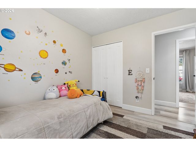 14250 Sw BONNIE BRAE St, Beaverton, OR 97005