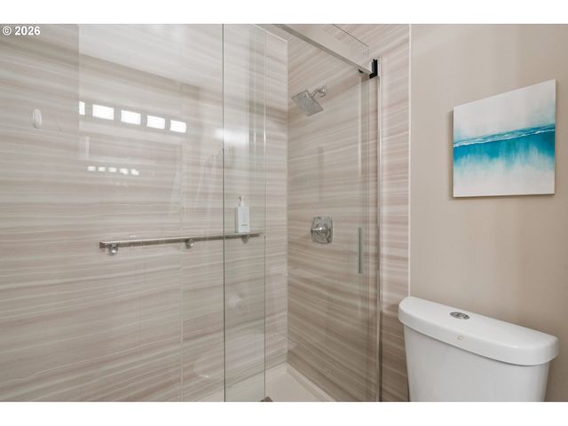 14250 Sw BONNIE BRAE St, Beaverton, OR 97005