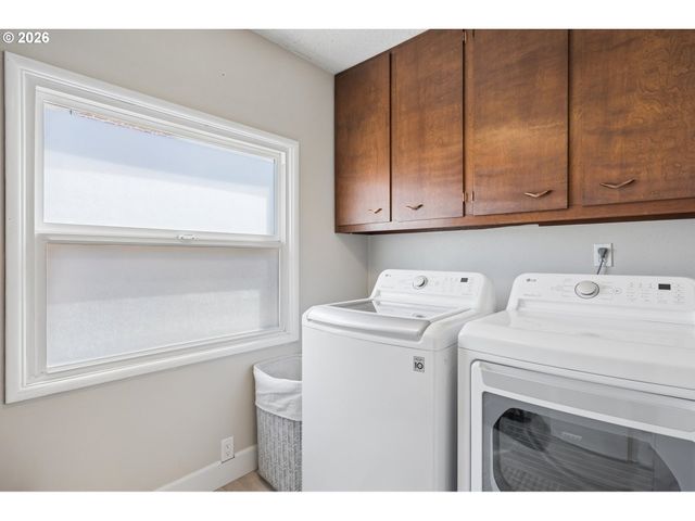 14250 Sw BONNIE BRAE St, Beaverton, OR 97005