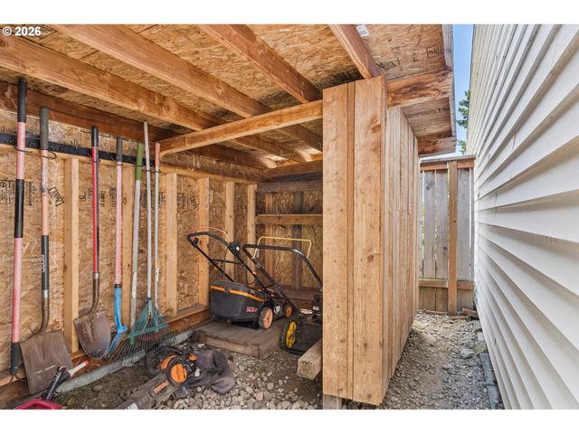14250 Sw BONNIE BRAE St, Beaverton, OR 97005