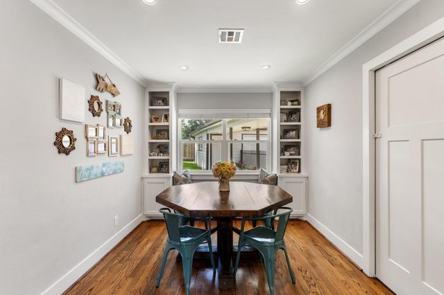 1011 Martin Street, Houston, TX 77018