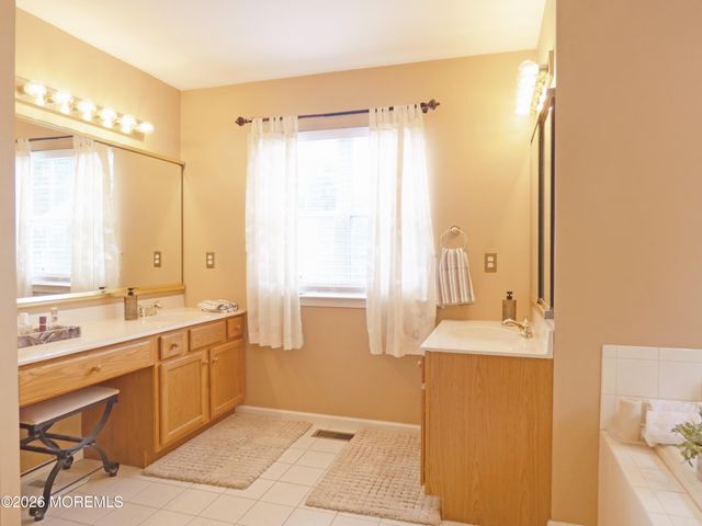 332 Bayberry, West Creek, NJ 08092
