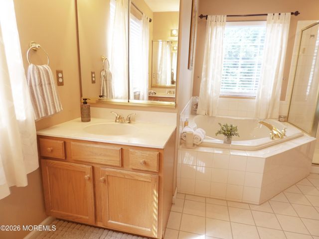 332 Bayberry, West Creek, NJ 08092