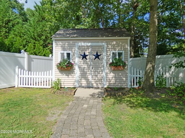332 Bayberry, West Creek, NJ 08092