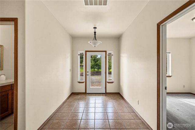 10404 210th Lane SW, Rochester, WA 98579