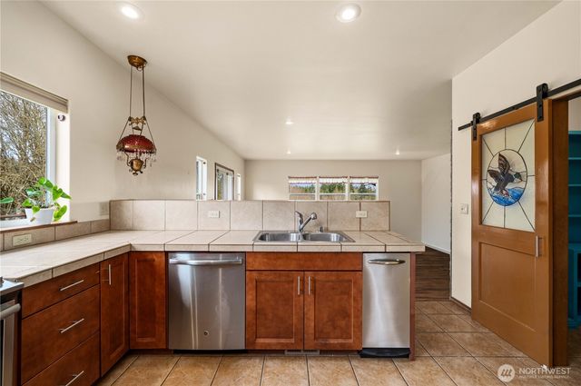 10404 210th Lane SW, Rochester, WA 98579