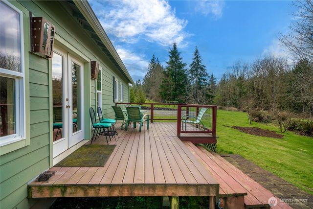 10404 210th Lane SW, Rochester, WA 98579