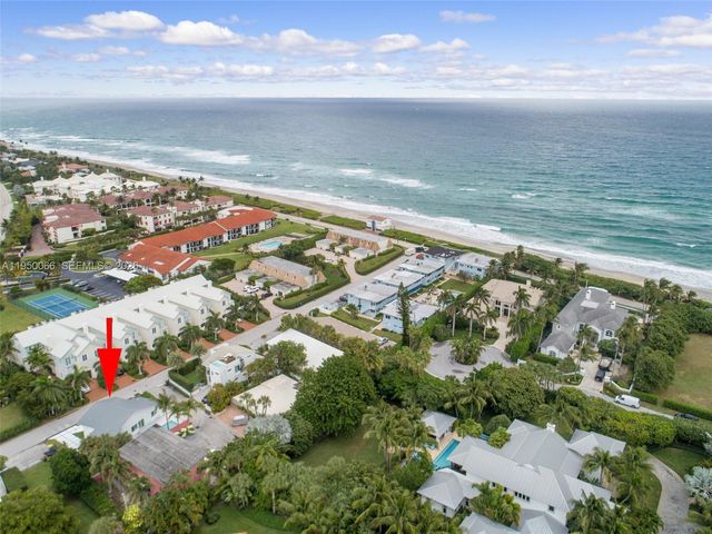12 Adams Road, Ocean Ridge, FL 33435