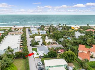 12 Adams Road, Ocean Ridge, FL 33435