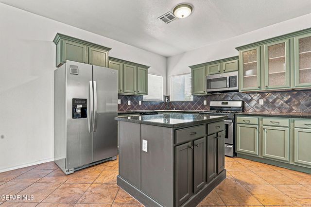 12921 COZY COVE Avenue, El Paso, TX 79938