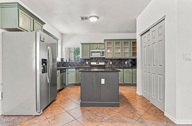 12921 COZY COVE Avenue, El Paso, TX 79938