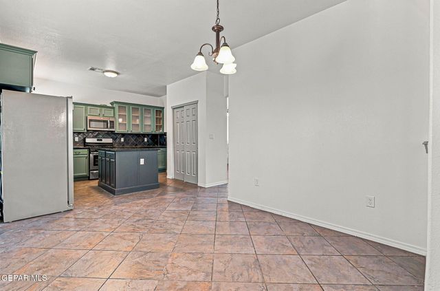 12921 COZY COVE Avenue, El Paso, TX 79938