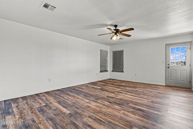 12921 COZY COVE Avenue, El Paso, TX 79938
