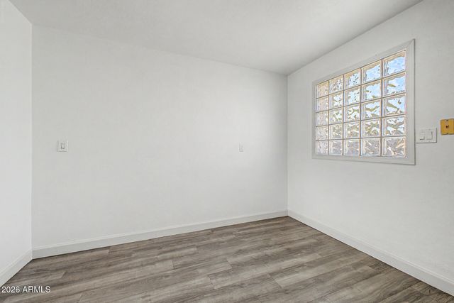 2902 W NORTHERN Avenue, Phoenix, AZ 85051