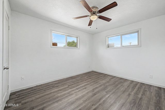 2902 W NORTHERN Avenue, Phoenix, AZ 85051