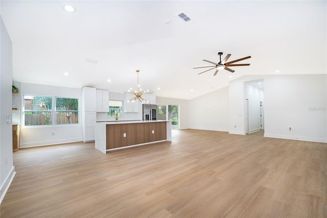 5116 JEANNINE COURT, Orlando, FL 32807