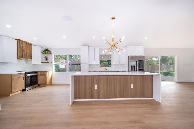 5116 JEANNINE COURT, Orlando, FL 32807