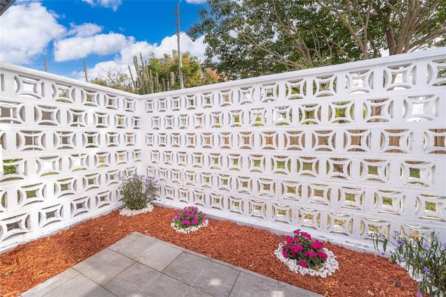 5116 JEANNINE COURT, Orlando, FL 32807